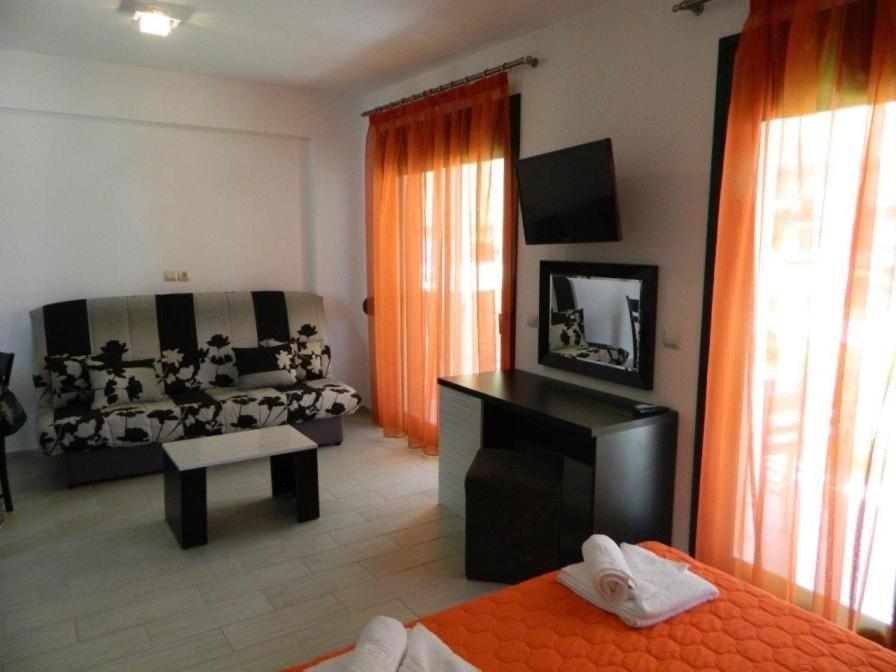 Stefania Sun Apartments Nikiti  Dış mekan fotoğraf